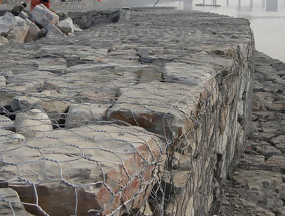 Galfan Stone-Filled Cage for Erosion Control, Retaining Wall Construction, and Flood Defense