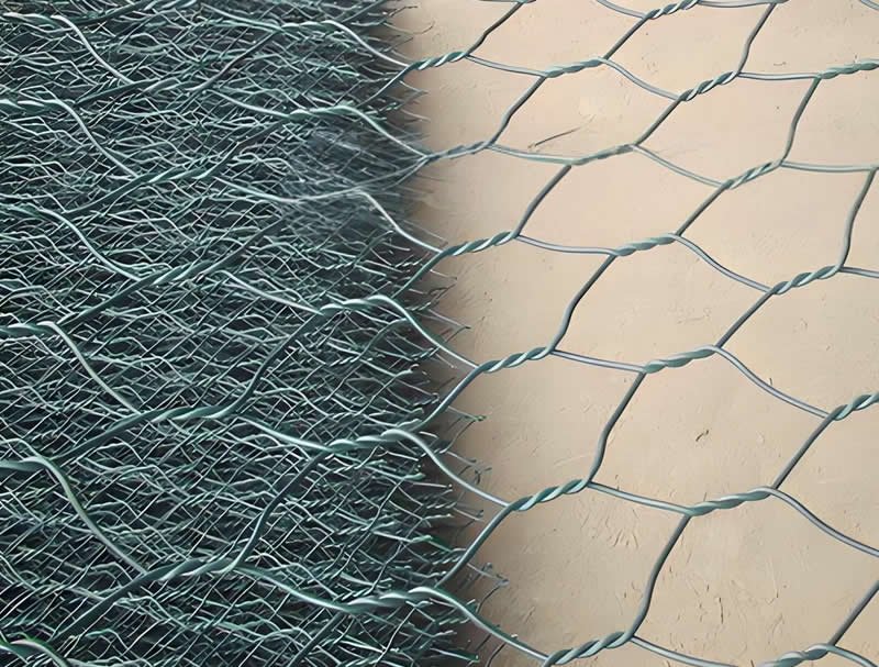 Made of 60mm x 80mm mesh, 2.7mm–3.0mm wire, used for walls and mattresses.